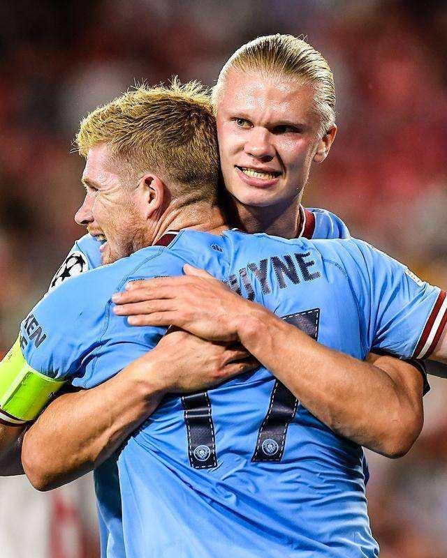 意媒：新队长德赫亚带队迎联赛首胜，佛罗伦萨新帅盼迅速脱困（意媒：队长德赫亚率队拿下联赛首胜，佛罗伦萨新帅渴望尽快止颓）