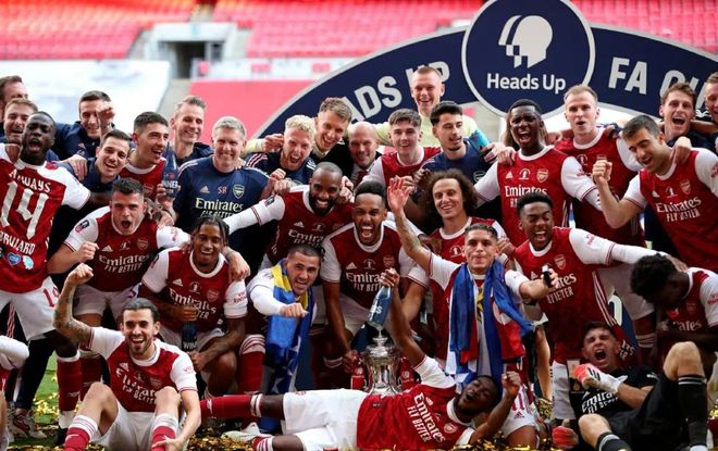 塞鸟：把好状态保持到足协杯决赛；我们需要球迷的支持（塞鸟：力争把良好状态延续到足协杯决赛，期待球迷助威）