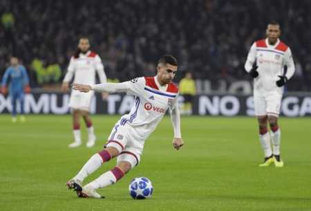 与4结缘，多特5轮欧冠联赛有4轮打入4球，剩下1轮被曼城进4球