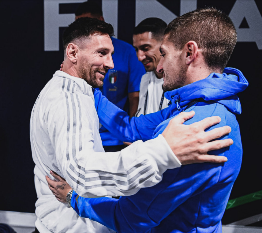 莱昂纳多21球6助攻助海港夺冠，中超总进球63球紧追武磊（莱昂纳多21球6助攻助海港封王，中超生涯63球逼近武磊）