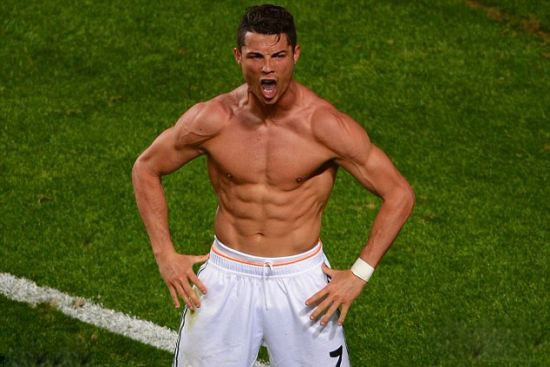 英超-卡拉菲奥里推射制胜 阿森纳1-0狼队（英超：卡拉菲奥里制胜球助阿森纳1-0击败狼队）