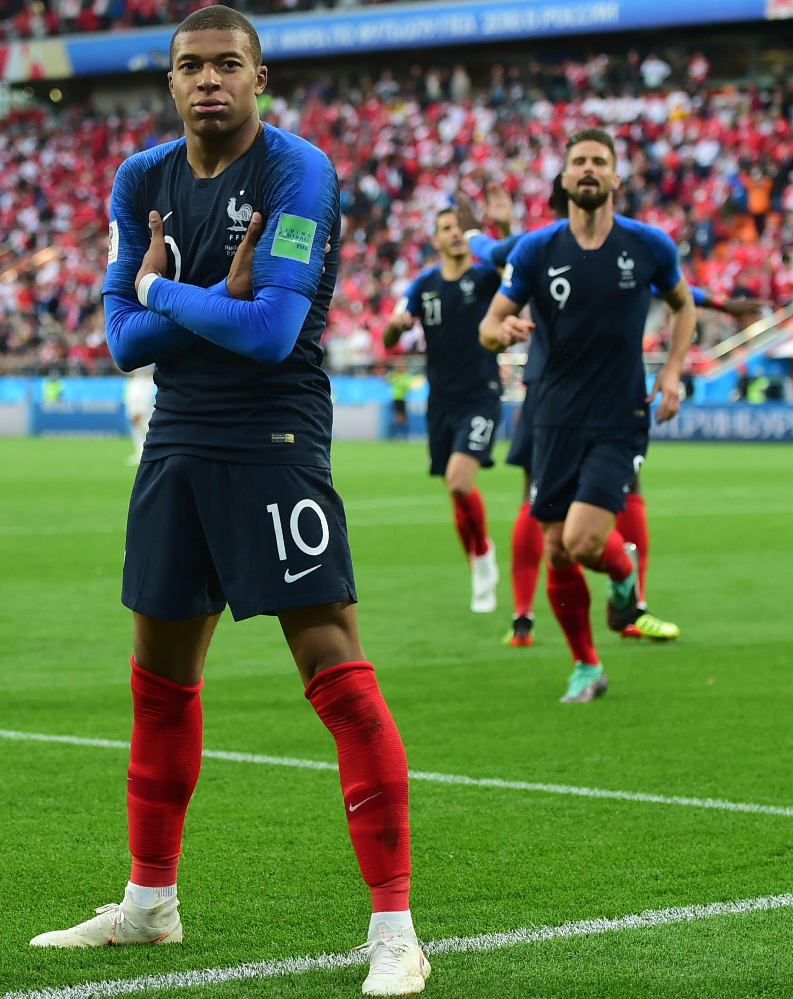 嗯？佛罗伦萨主帅：成绩并不能反映球队真实水平（佛罗伦萨主帅：战绩不代表球队真实实力）