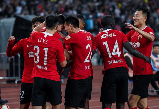 雷斯：我特别喜欢MSN时期的巴萨；最大梦想是赢欧冠或世界杯