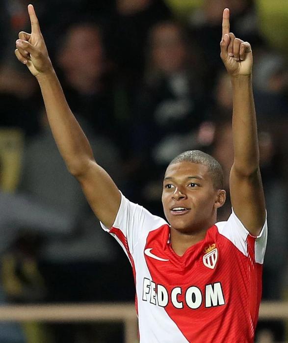 女足协杯战报：刘宣池破门，广东省女足2-1江苏无锡晋级决赛（女子足协杯：刘宣池建功，广东女足2比1力克江苏无锡挺进决赛）