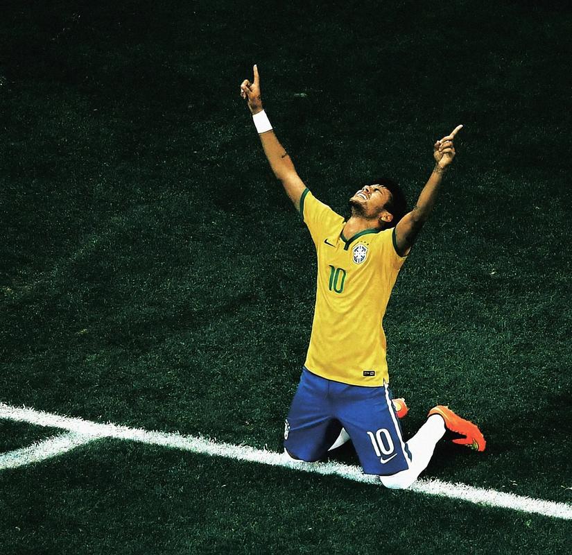 “苏超”赛季最佳阵容公布，马宁获裁判员纪念奖