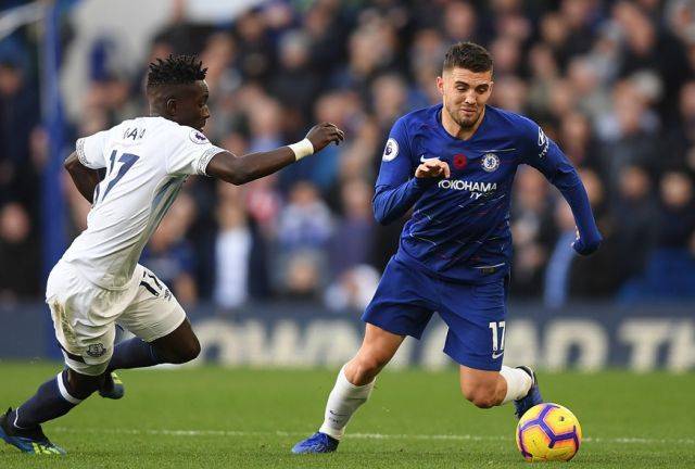 火箭哈登末节三分连续命中